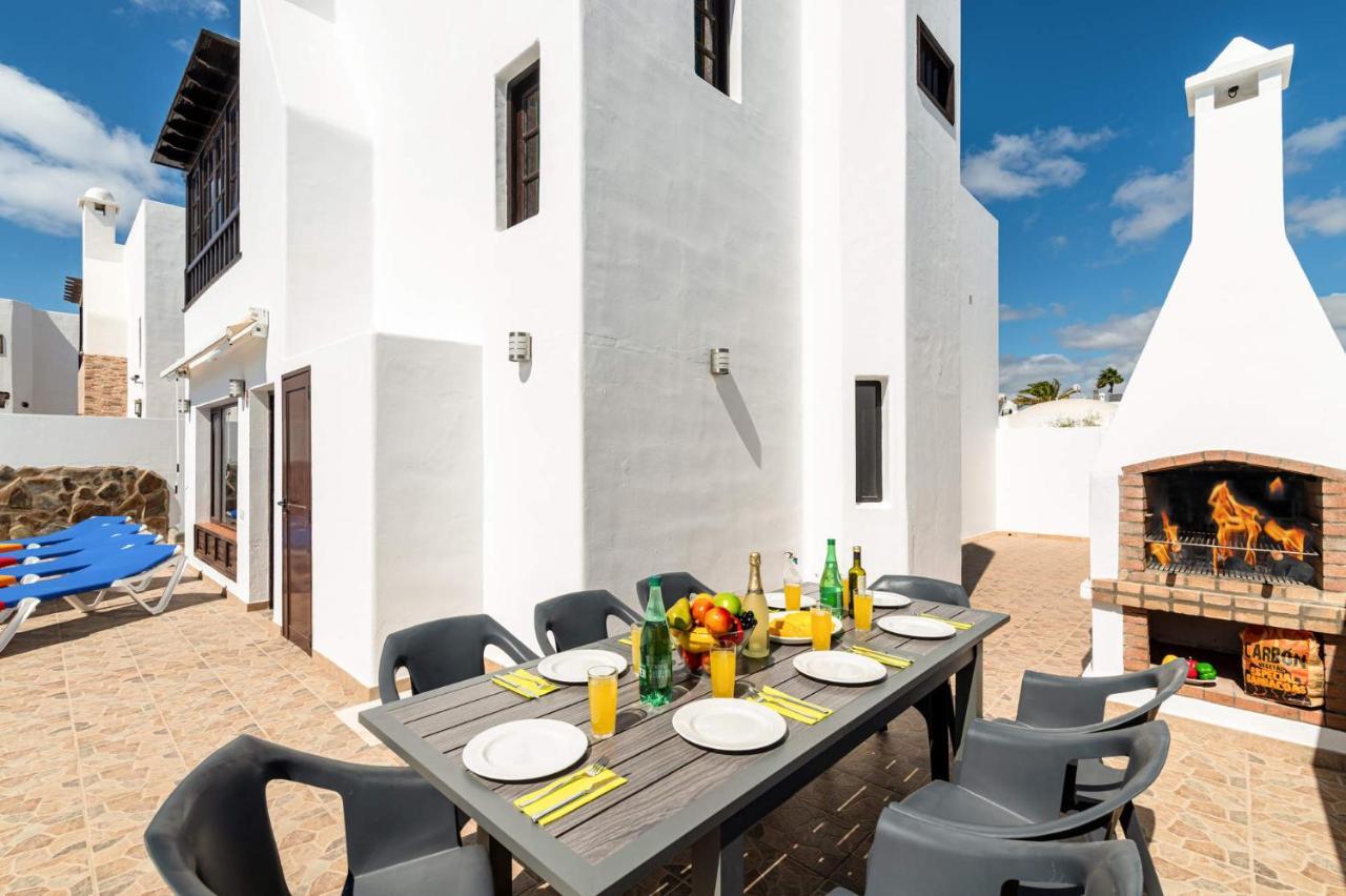 Villa Margarita By Villa Plus Tías Exteriör bild